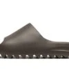 ADIDAS Yeezy Slide Soot -Chaussure Boutique yeezy slide soot 889568