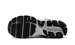 Nike Zoom Vomero 5 Black Picante Red 9 Nike Zoom Vomero 5 Black Picante Red -Chaussure Boutique zoom vomero 5 black picante red 464749