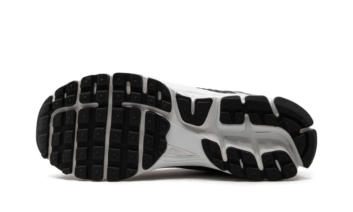 Nike Zoom Vomero 5 Black Picante Red 6 Nike Zoom Vomero 5 Black Picante Red â Image 4