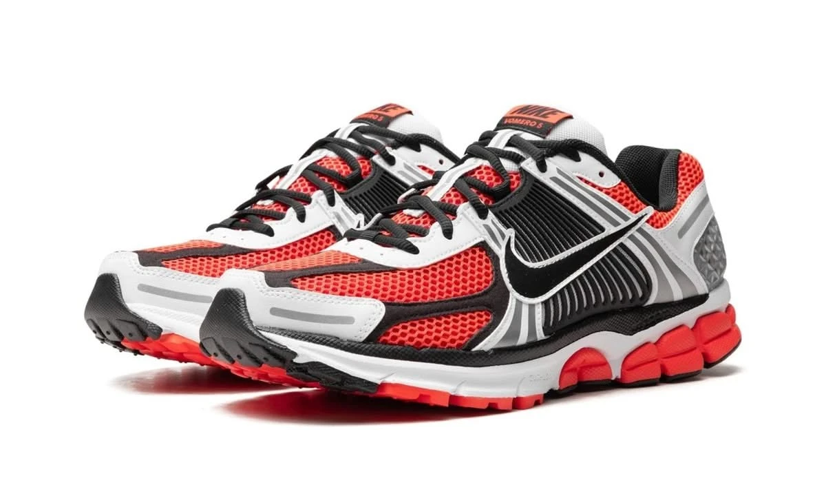 Nike Zoom Vomero 5 Bright Crimson 4 Nike Zoom Vomero 5 Bright Crimson – Image 2