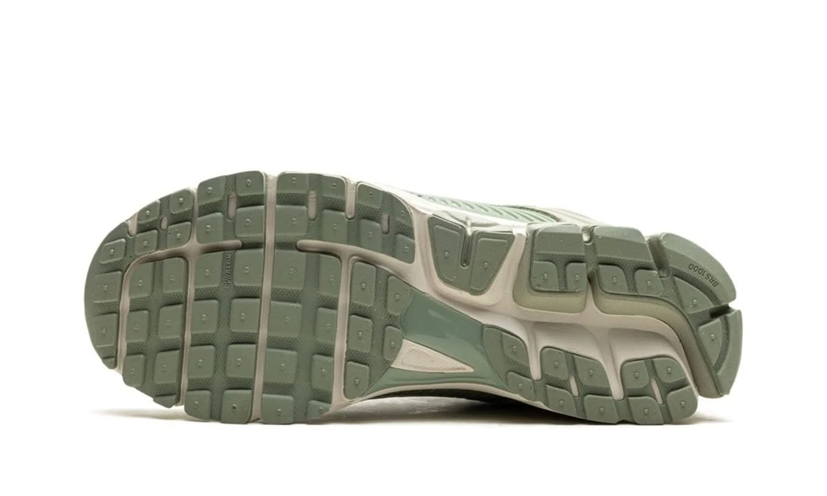 Nike Zoom Vomero 5 Jade Horizon 6 Nike Zoom Vomero 5 Jade Horizon – Image 4